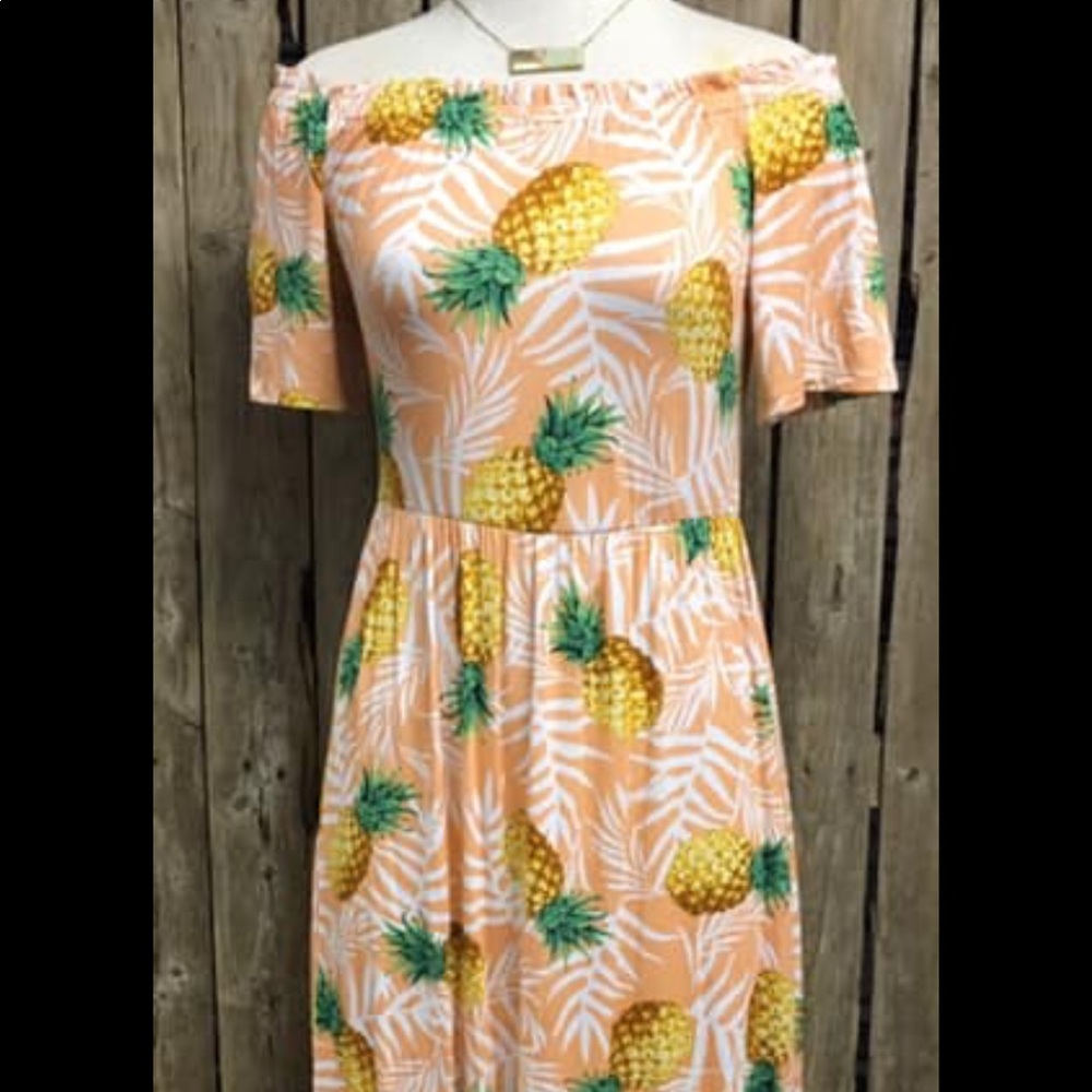 Maxi pineapple dress
